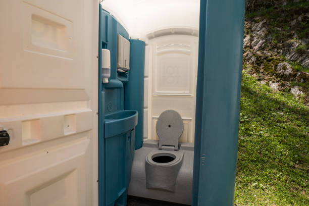 Portable Toilet Options We Offer in North Merrick, NY